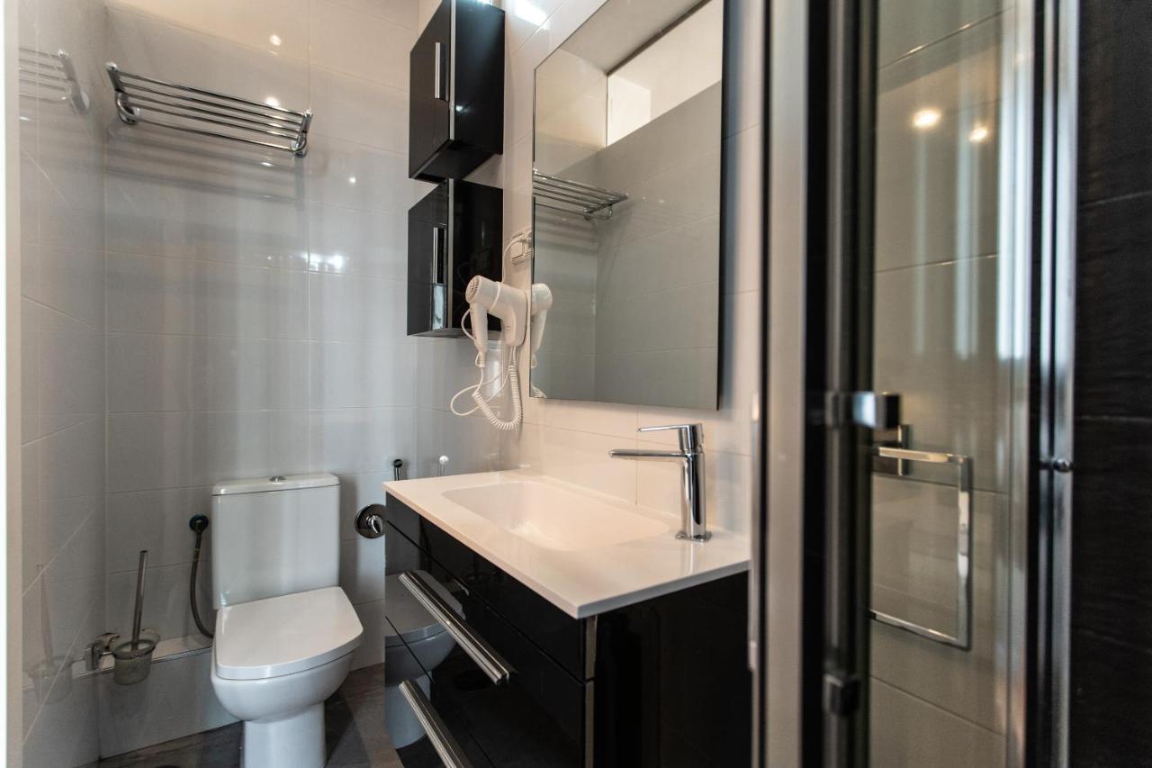 Suites You Gran Via Мадрид Экстерьер фото