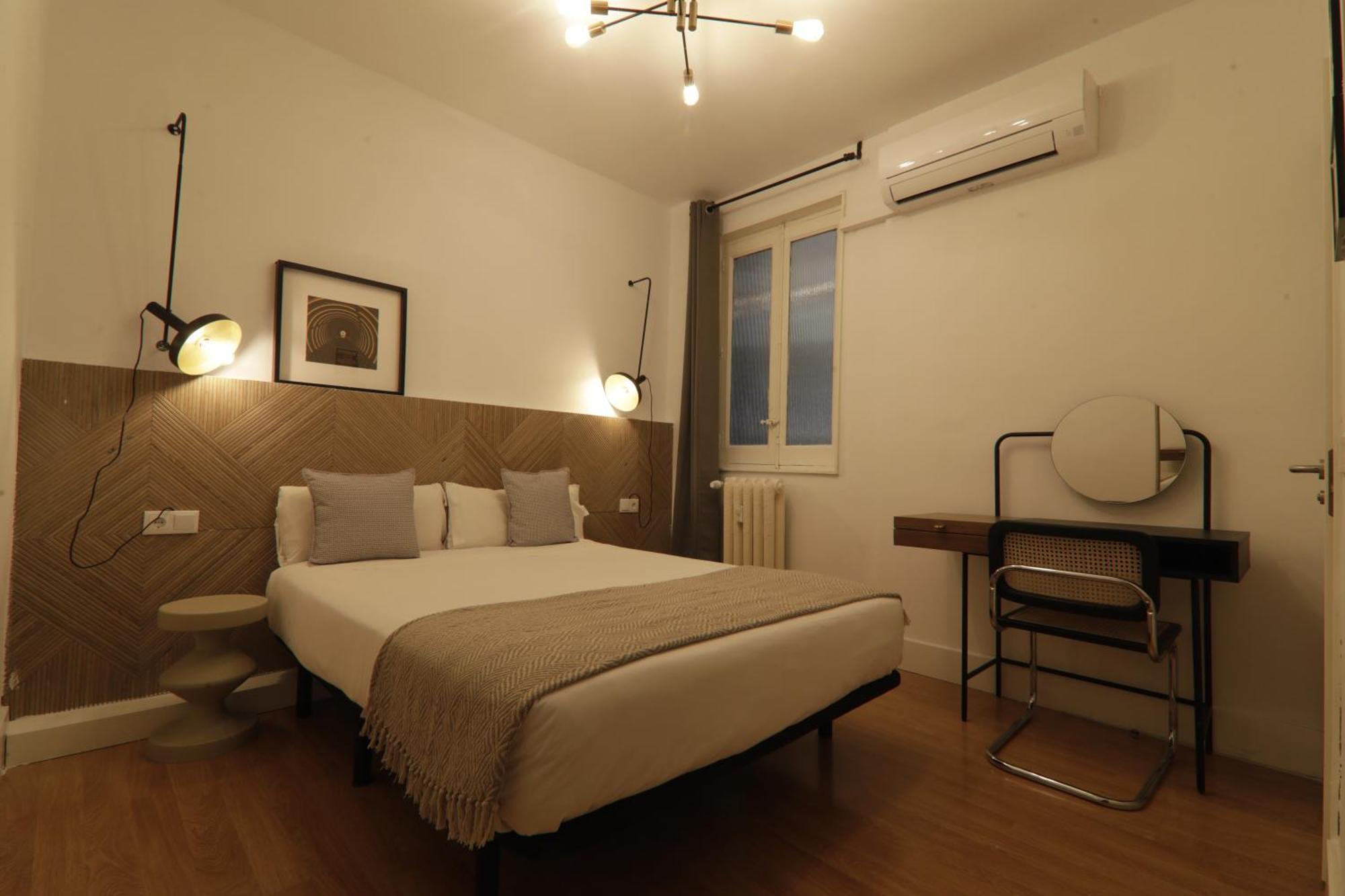 Suites You Gran Via Мадрид Экстерьер фото